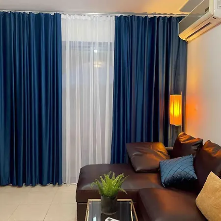 Apartment 2-bedroom With Pool